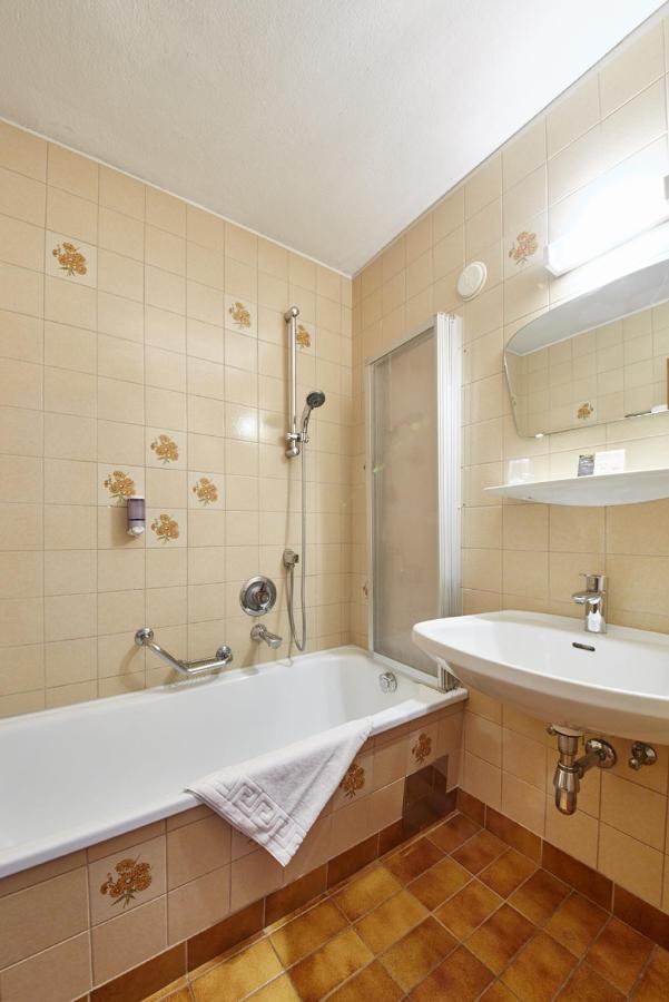 Hotel Garni ALPINA Saalbach-Hinterglemm Esterno foto